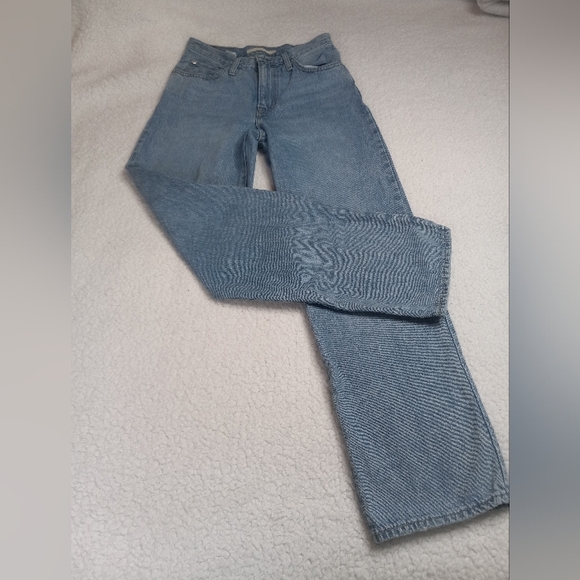Levis Women's 94 Baggy Medium Wash Denim Jeans Size 25 - Picture 1 of 11